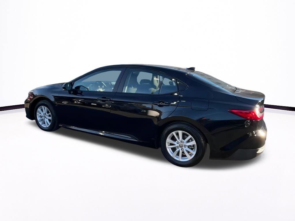 Thumbnail: 2025 Toyota Camry - 10