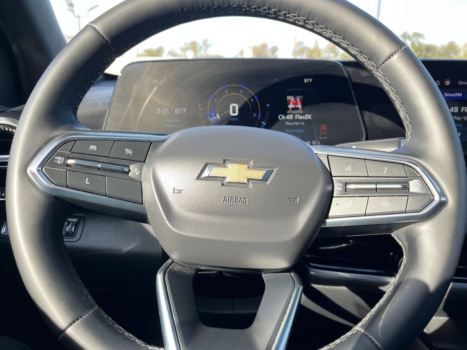 Thumbnail: 2025 Chevrolet Equinox - 32