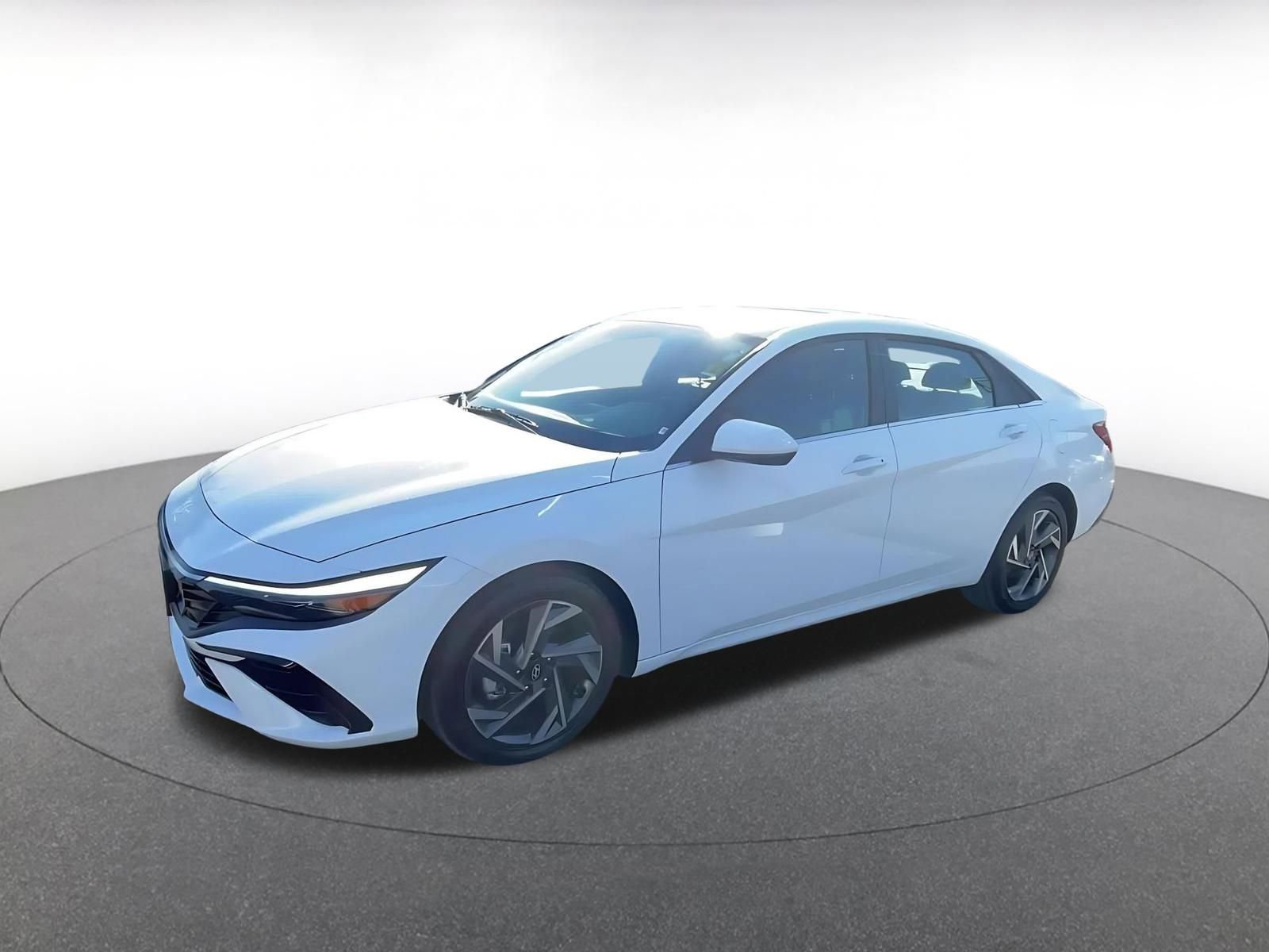 Thumbnail: 2025 Hyundai Elantra - 8