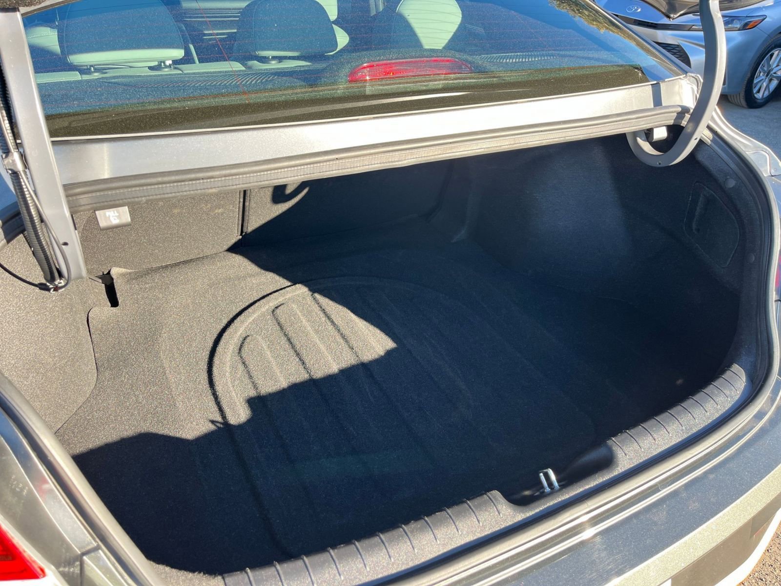 Thumbnail: 2025 Hyundai Elantra - 30