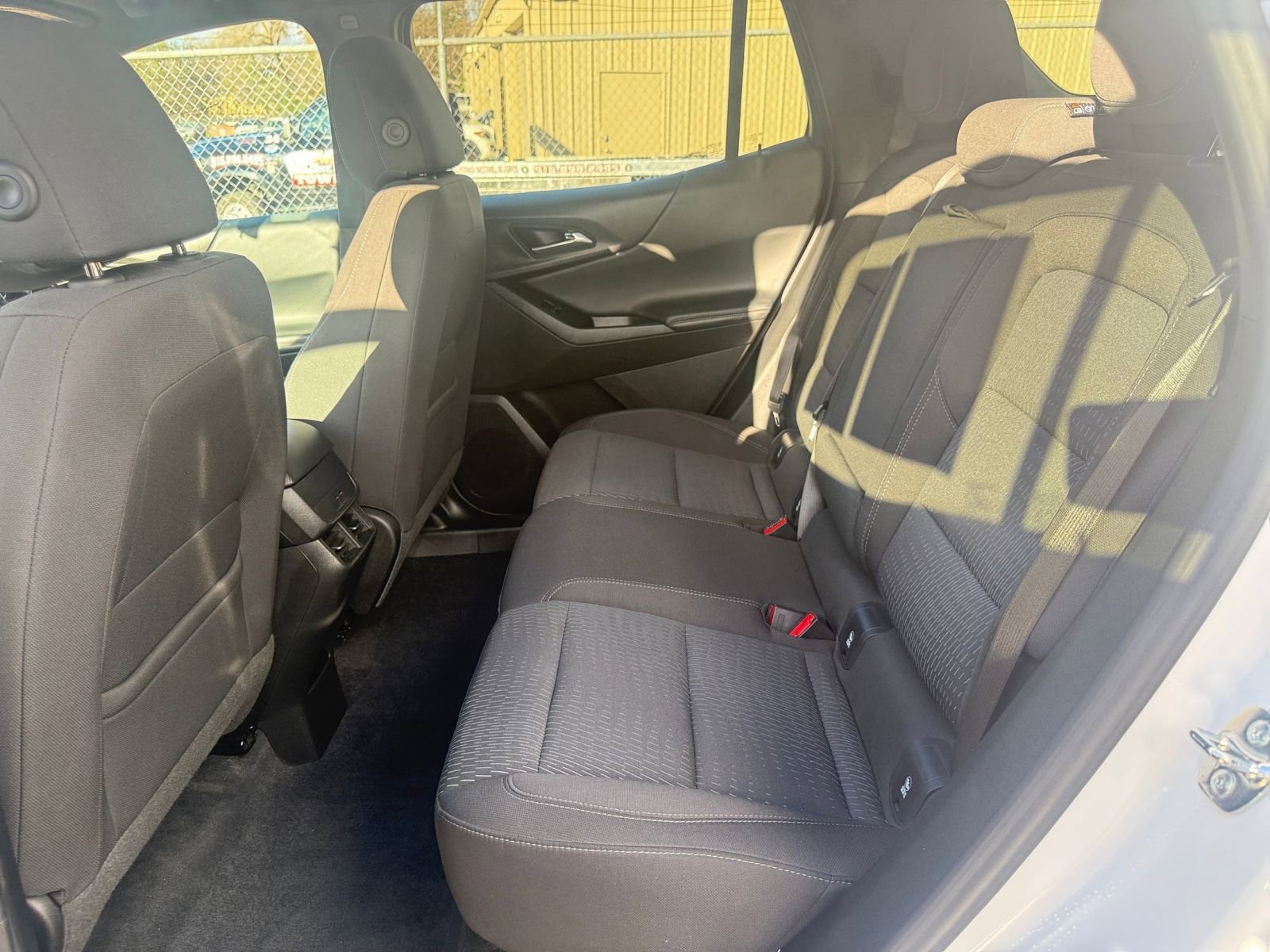 Thumbnail: 2025 Chevrolet Equinox - 25