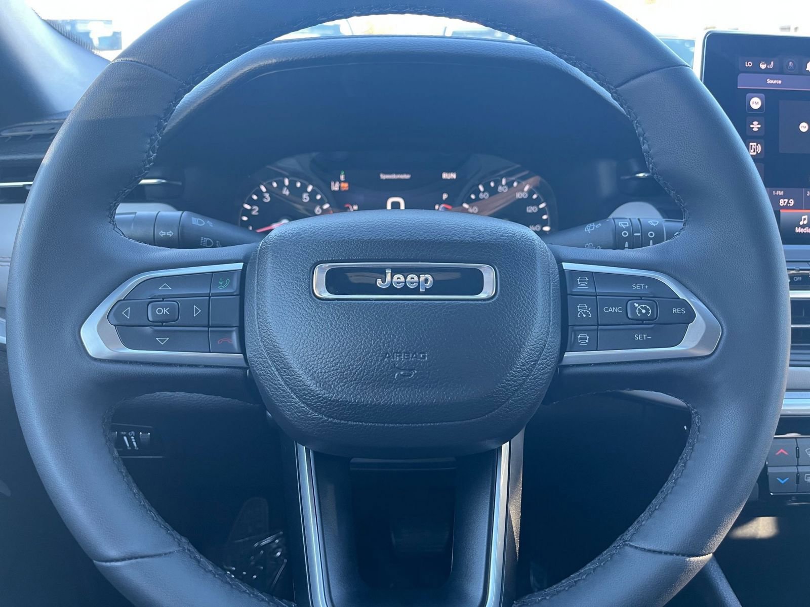 Thumbnail: 2025 Jeep Compass - 29