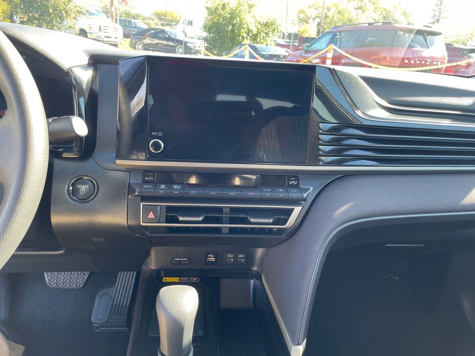 Thumbnail: 2025 Toyota Camry - 18