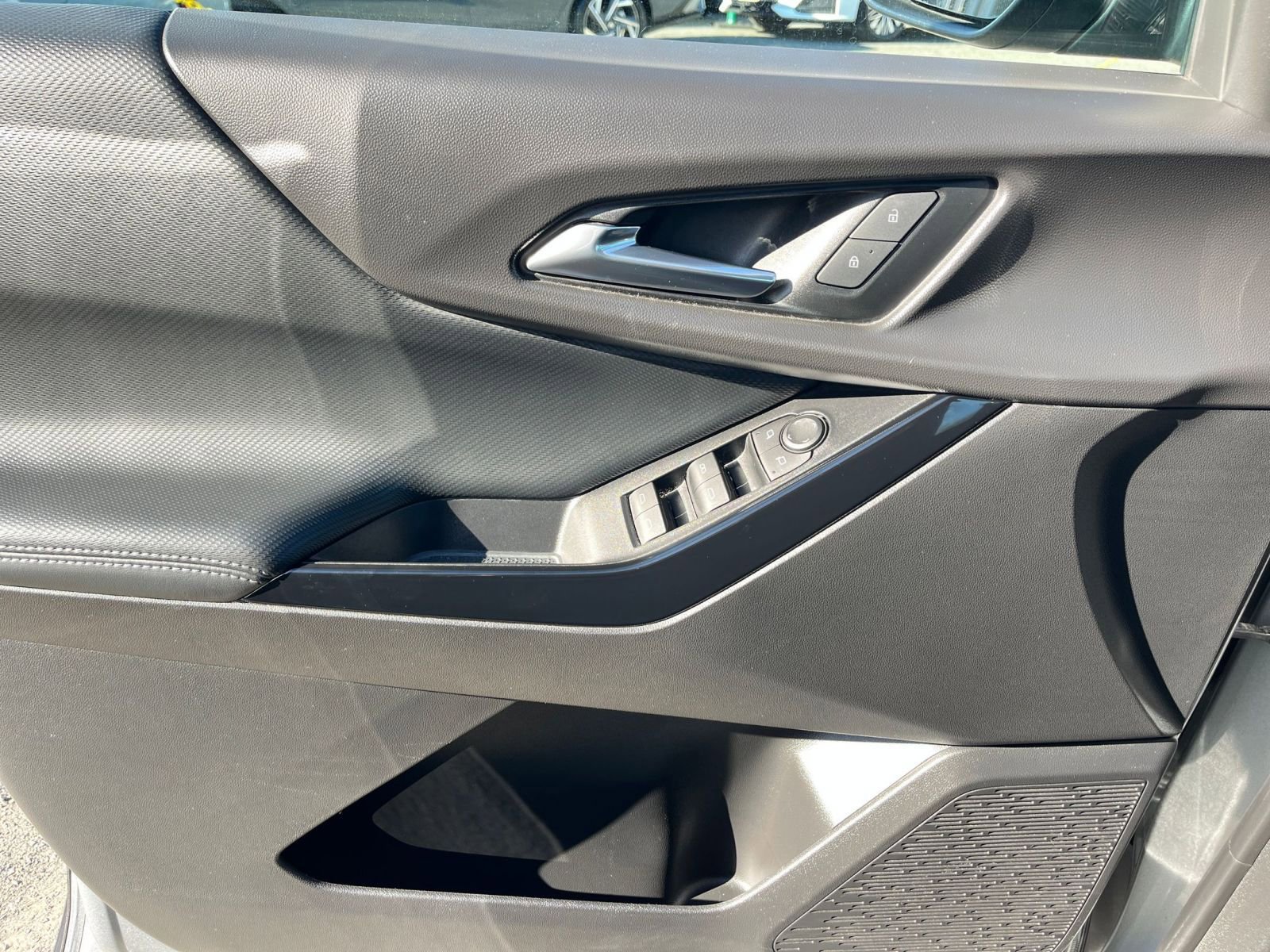 Thumbnail: 2025 Chevrolet Equinox - 20