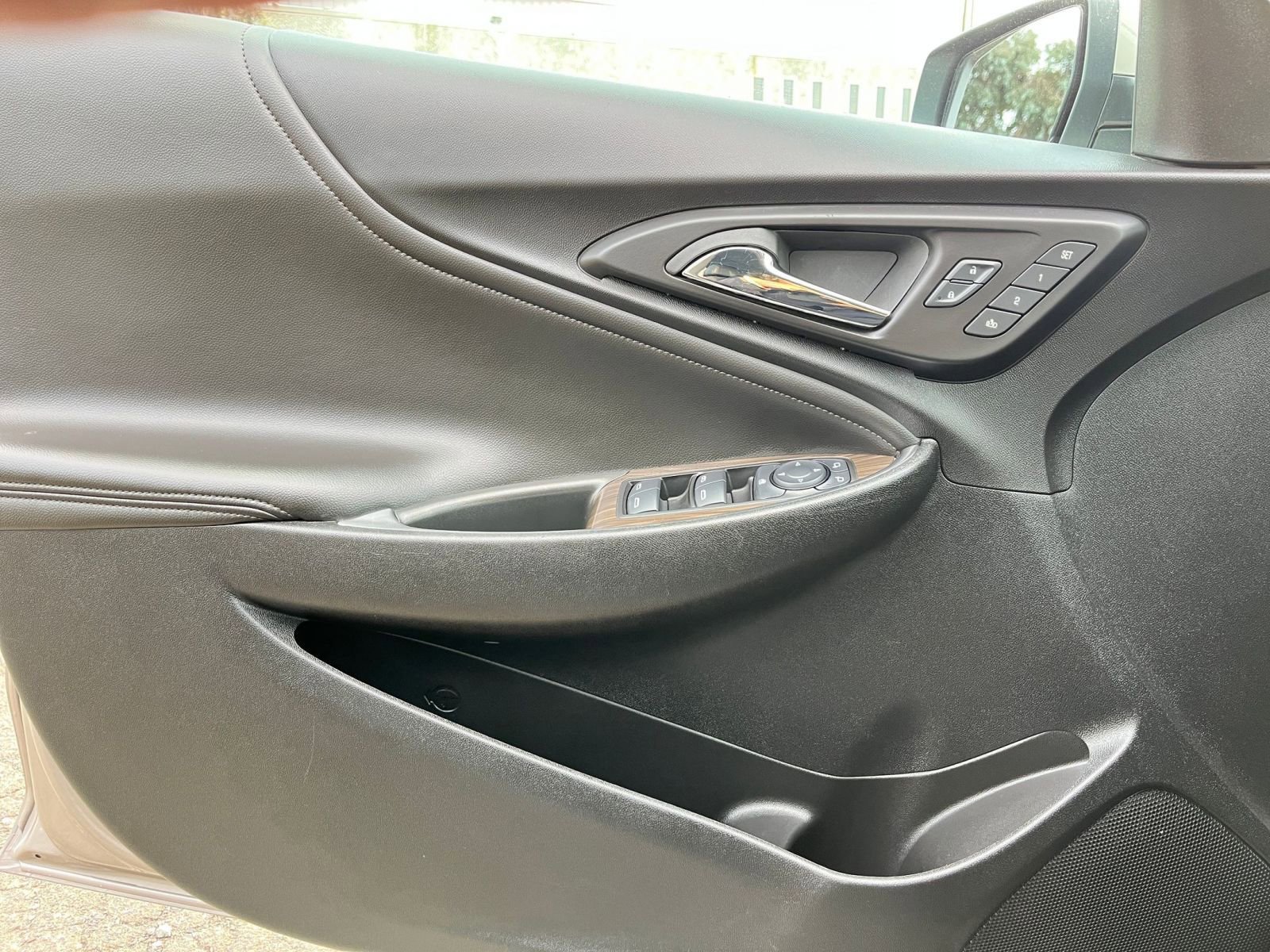 Thumbnail: 2024 Chevrolet Malibu - 20