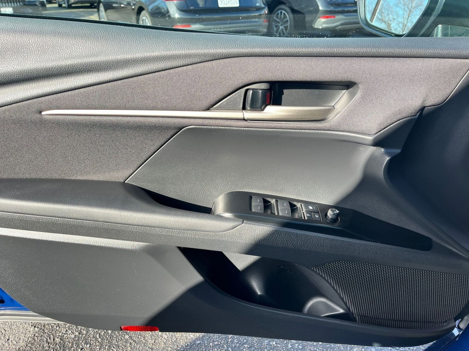 Thumbnail: 2025 Toyota Camry - 20