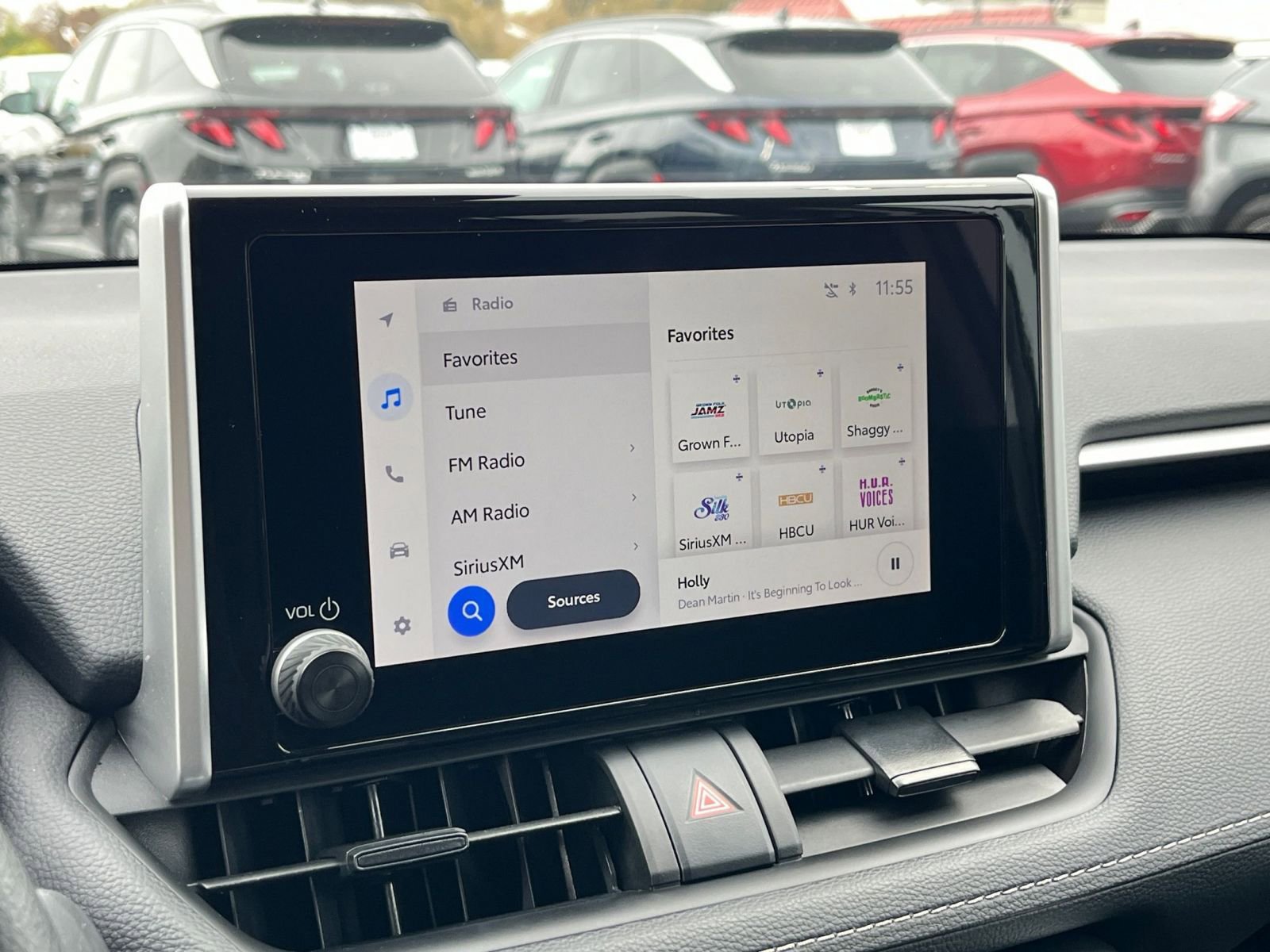 Thumbnail: 2025 Toyota RAV4 - 21