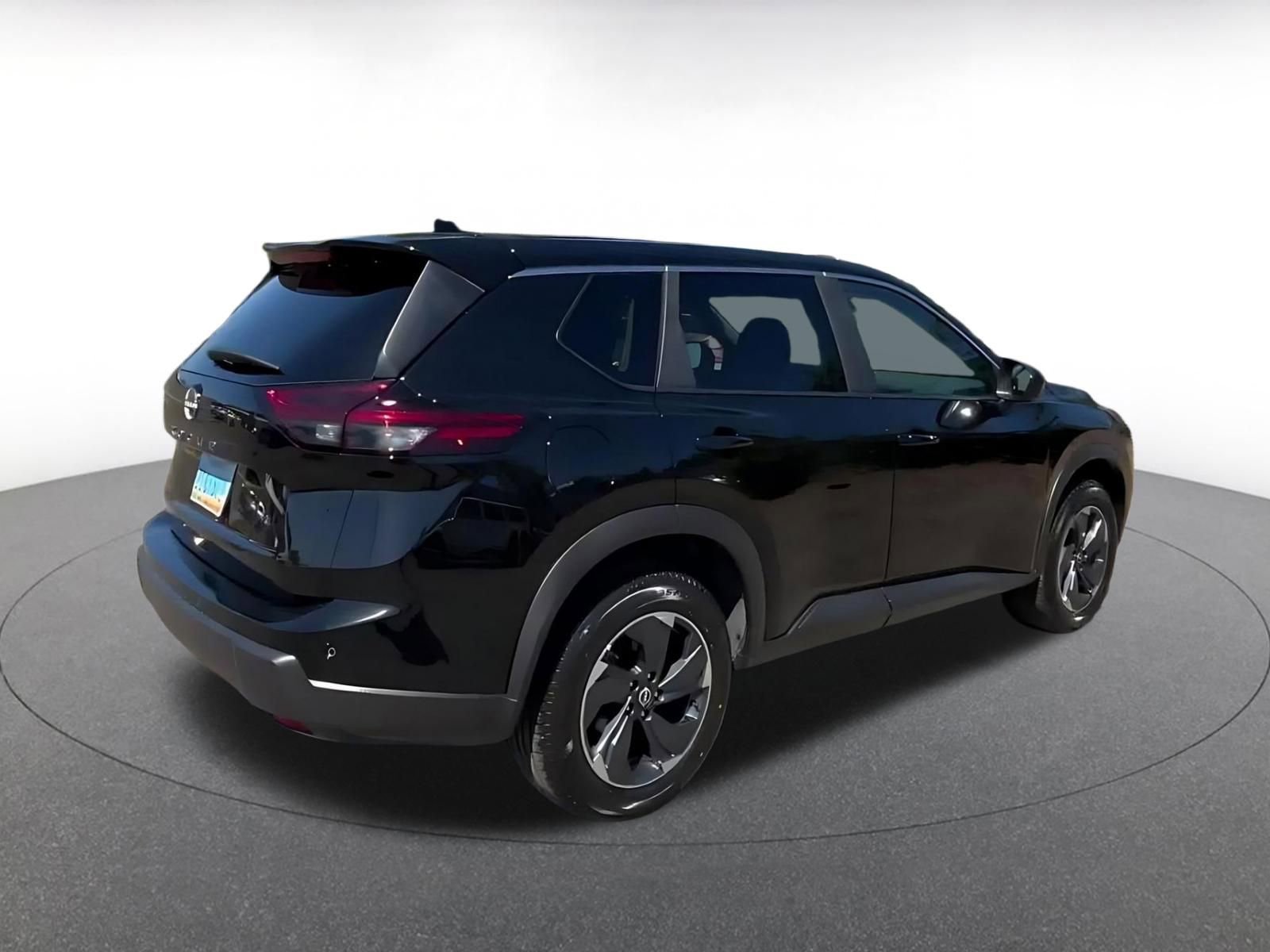 Thumbnail: 2025 Nissan Rogue - 15