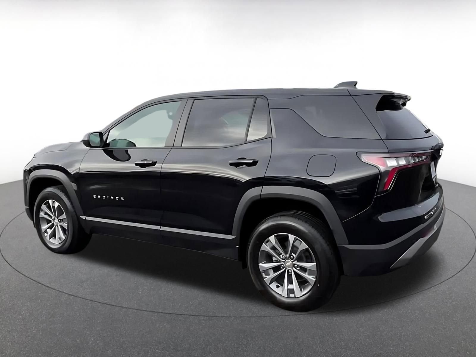 Thumbnail: 2025 Chevrolet Equinox - 10