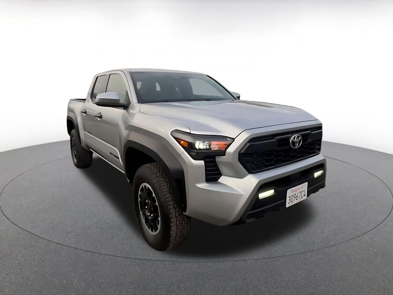 Thumbnail: 2025 Toyota Tacoma - 3