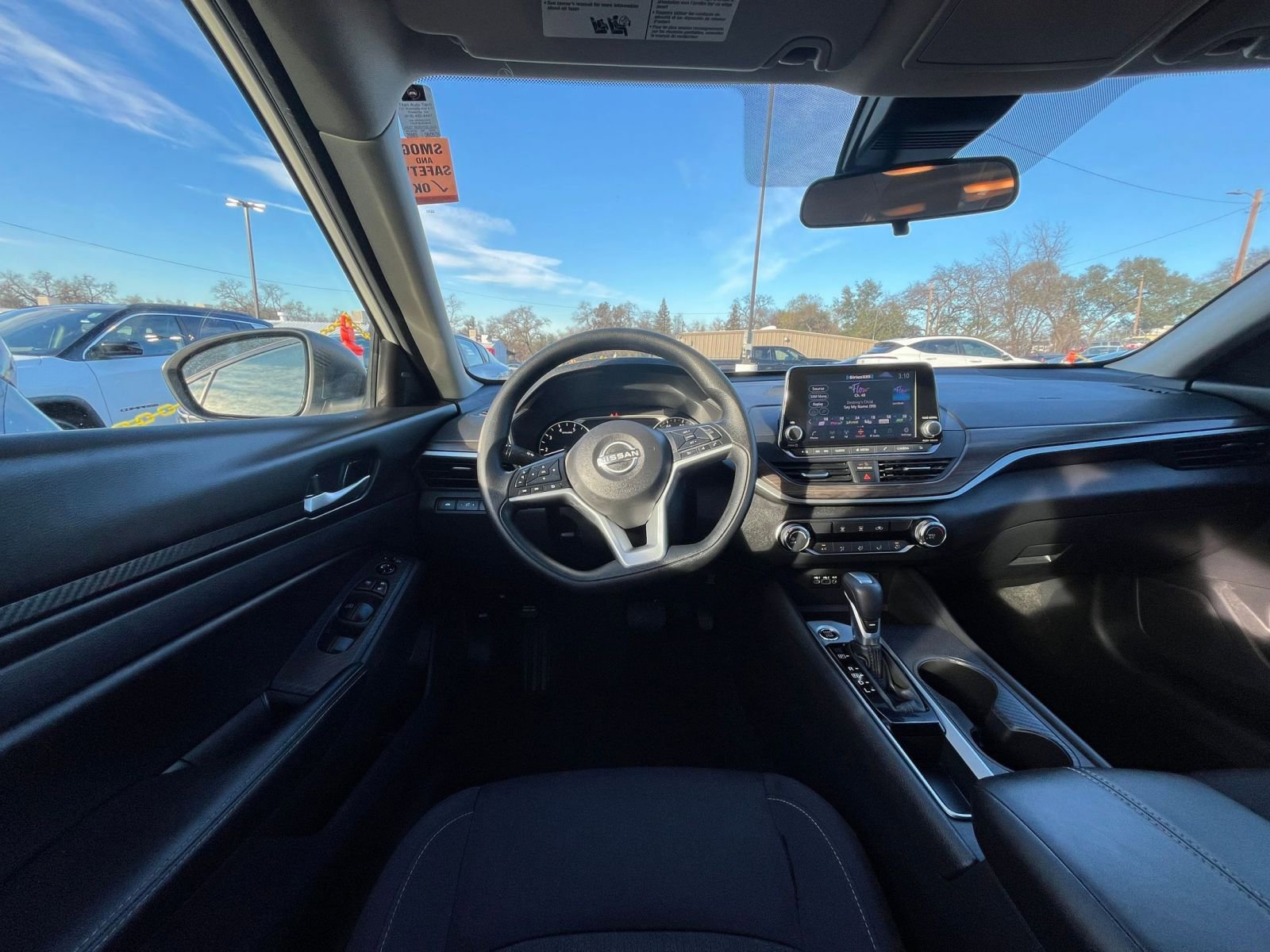 Thumbnail: 2025 Nissan Altima - 33