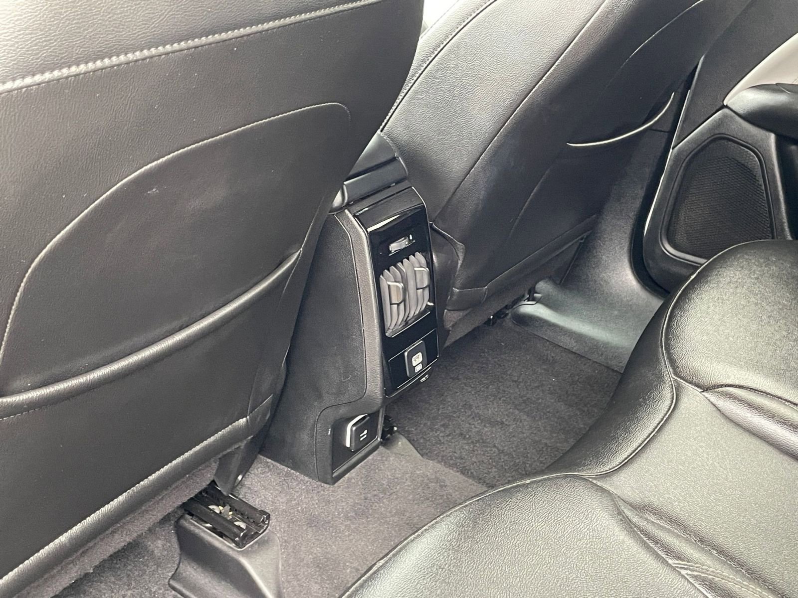 Thumbnail: 2025 Jeep Compass - 23