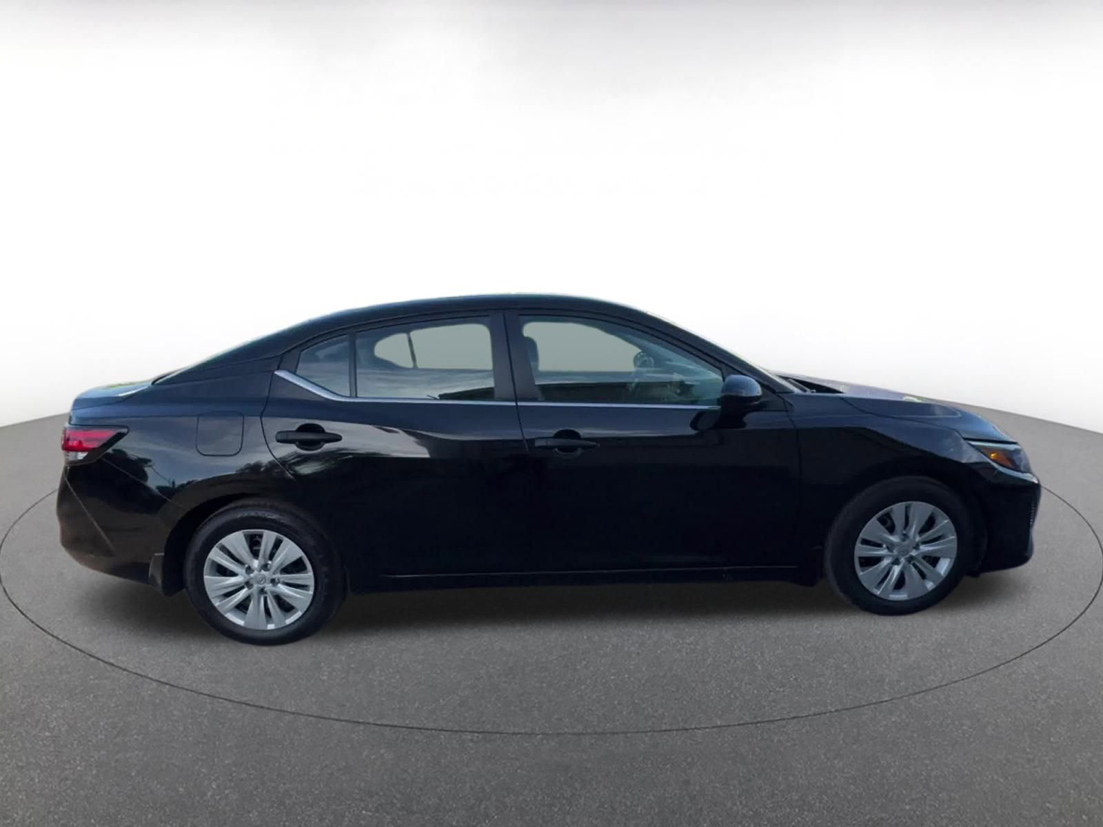 Thumbnail: 2024 Nissan Sentra - 16