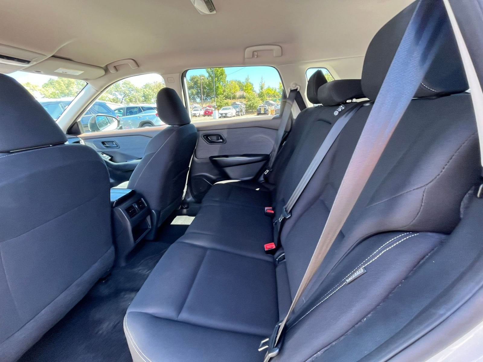 Thumbnail: 2023 Nissan Rogue - 24