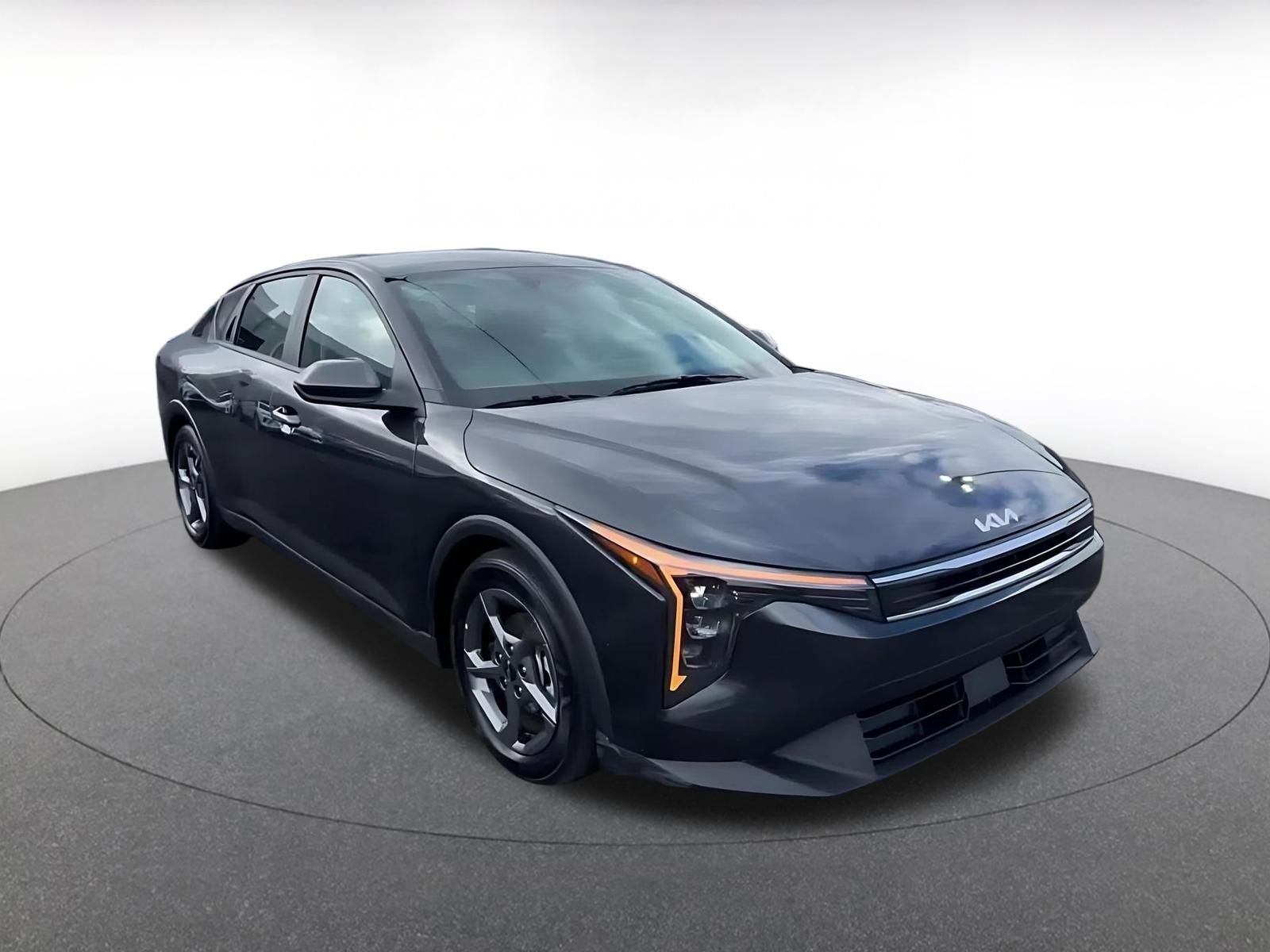 Thumbnail: 2025 Kia K4 - 3