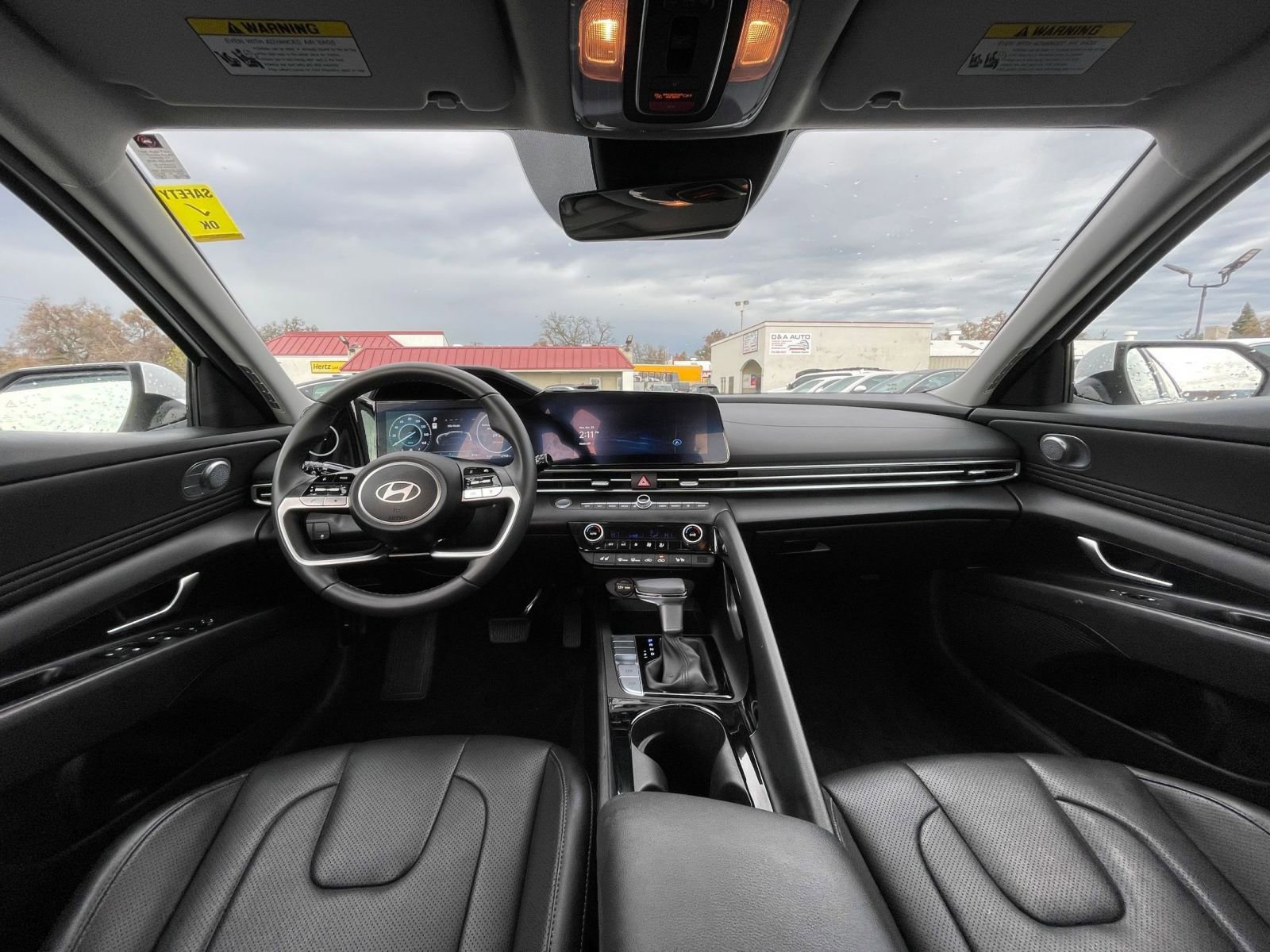 Thumbnail: 2025 Hyundai Elantra - 32