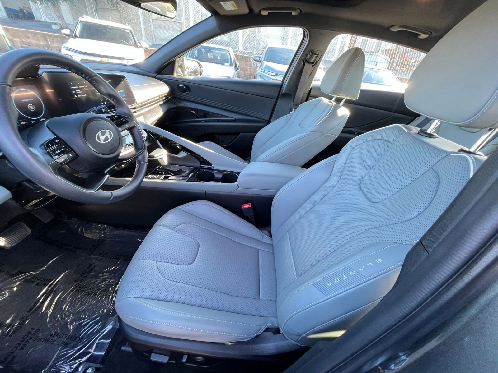 Thumbnail: 2025 Hyundai Elantra - 25