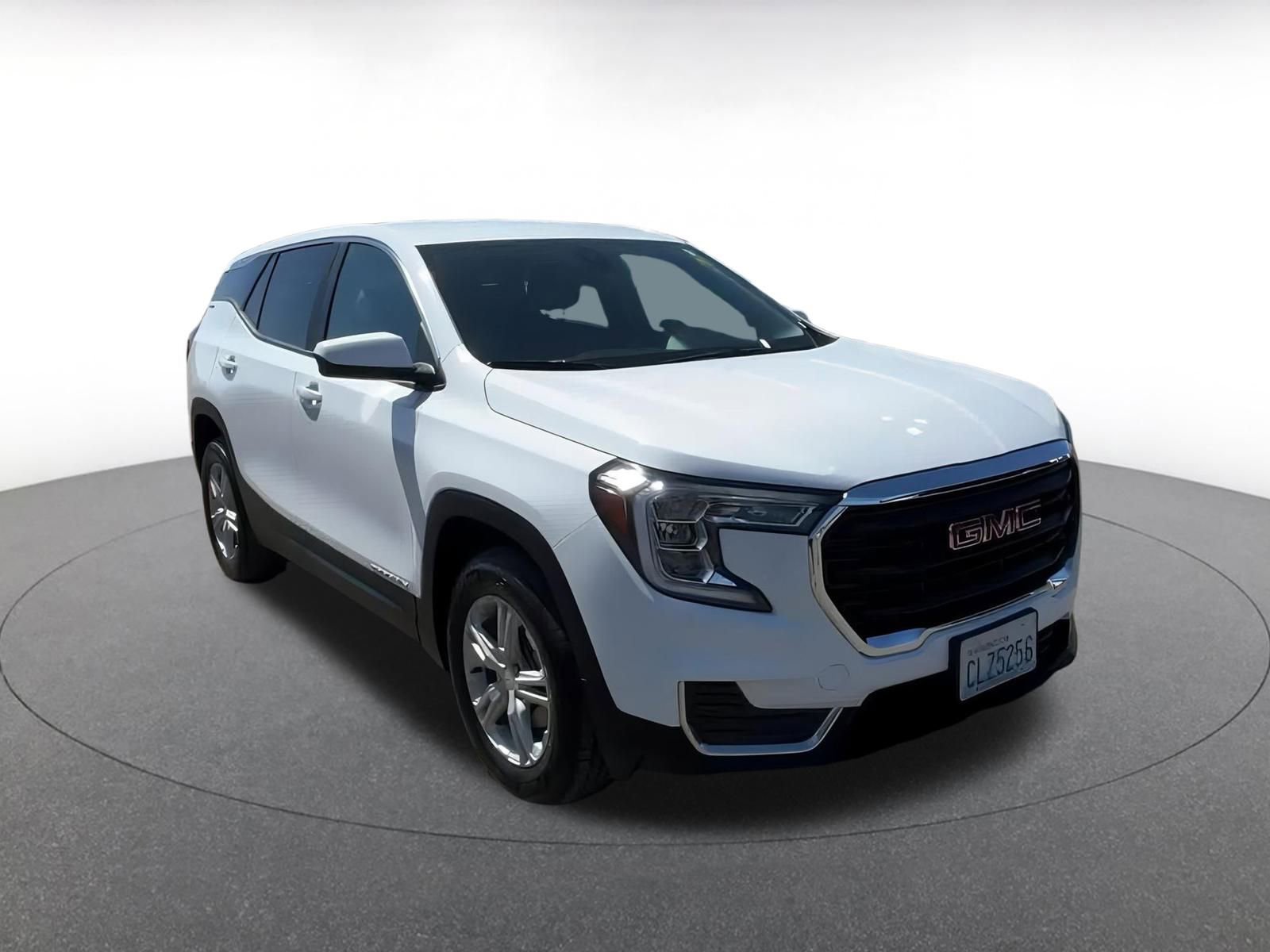 Thumbnail: 2024 GMC Terrain - 3