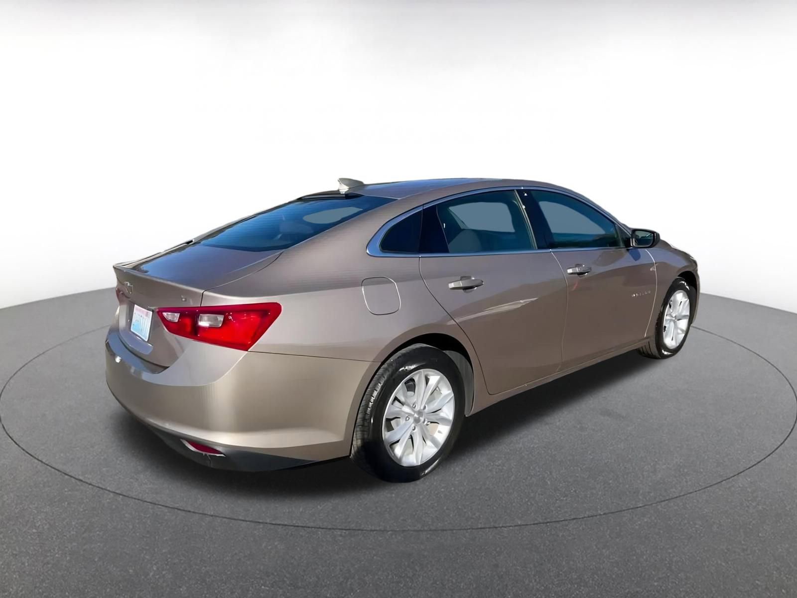 Thumbnail: 2023 Chevrolet Malibu - 15