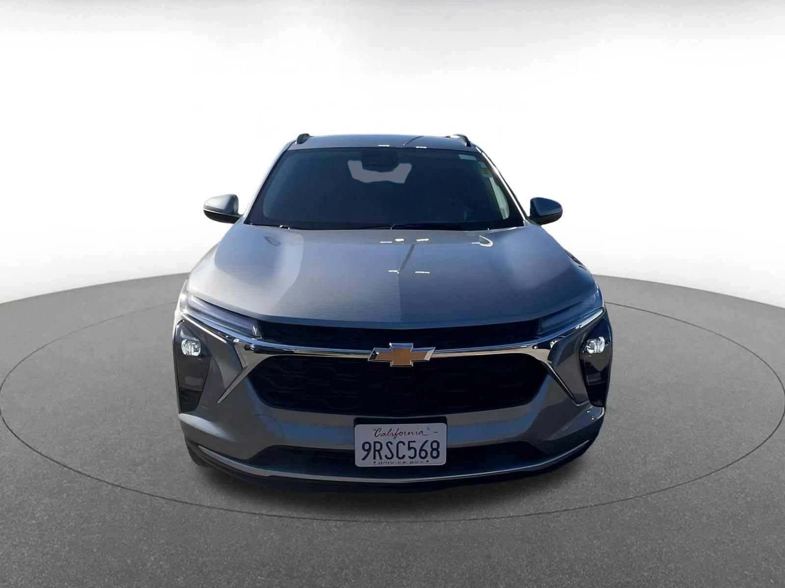 Thumbnail: 2025 Chevrolet Trax - 3
