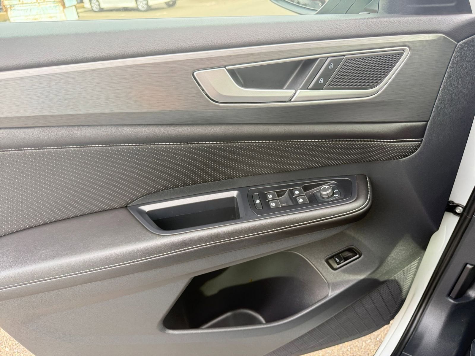 Thumbnail: 2025 Volkswagen Atlas - 20