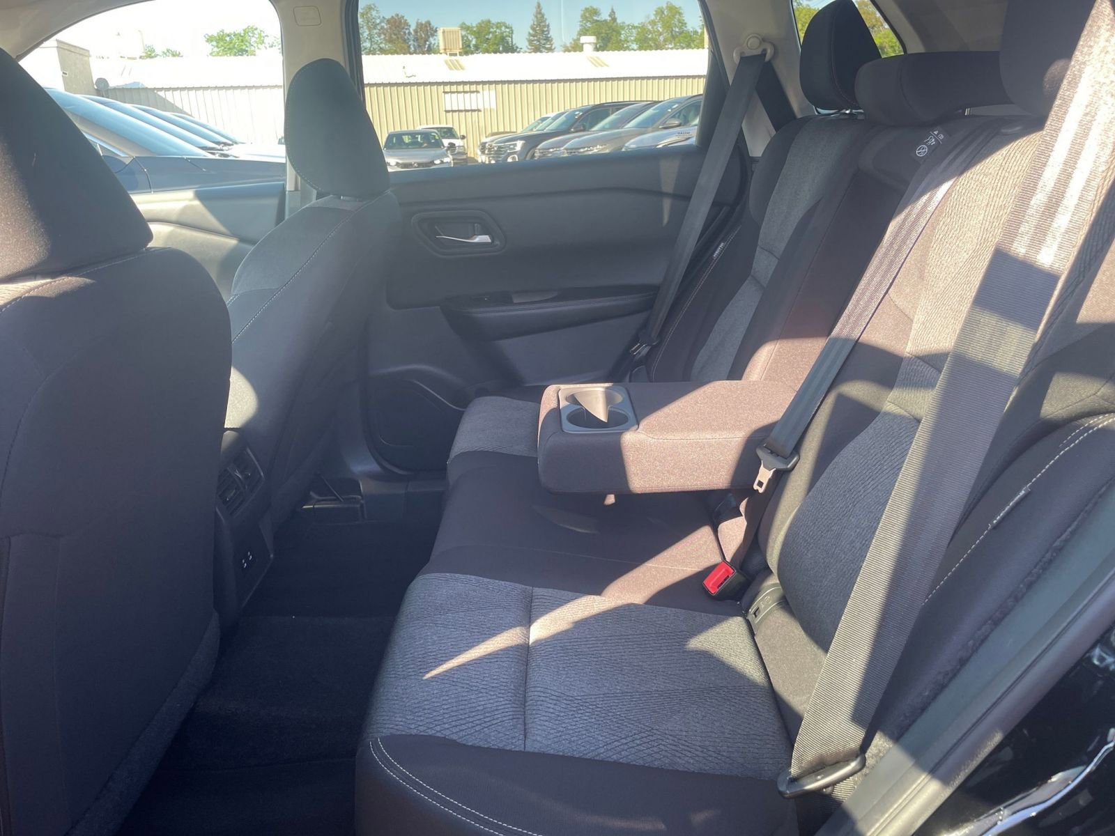 Thumbnail: 2025 Nissan Rogue - 28