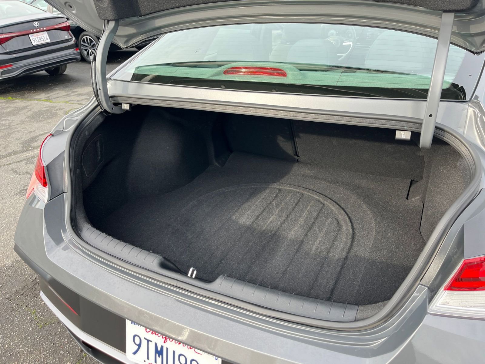 Thumbnail: 2025 Hyundai Elantra - 29