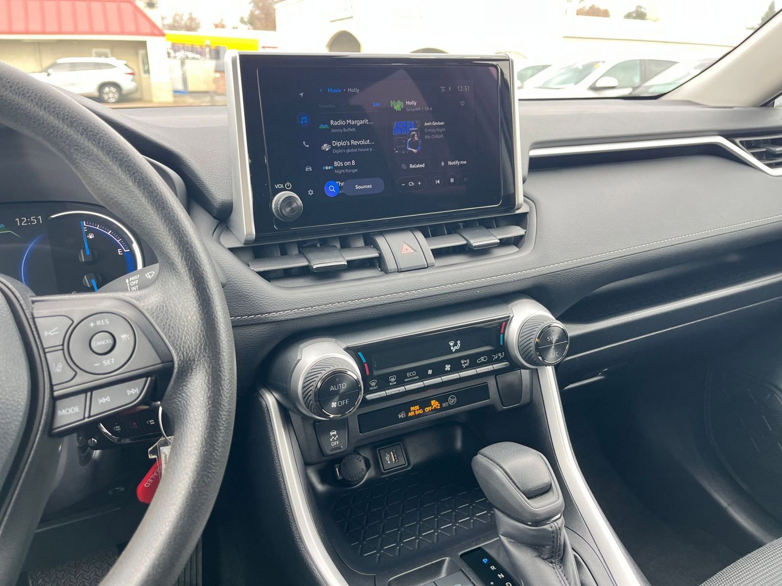 Thumbnail: 2025 Toyota RAV4 - 18