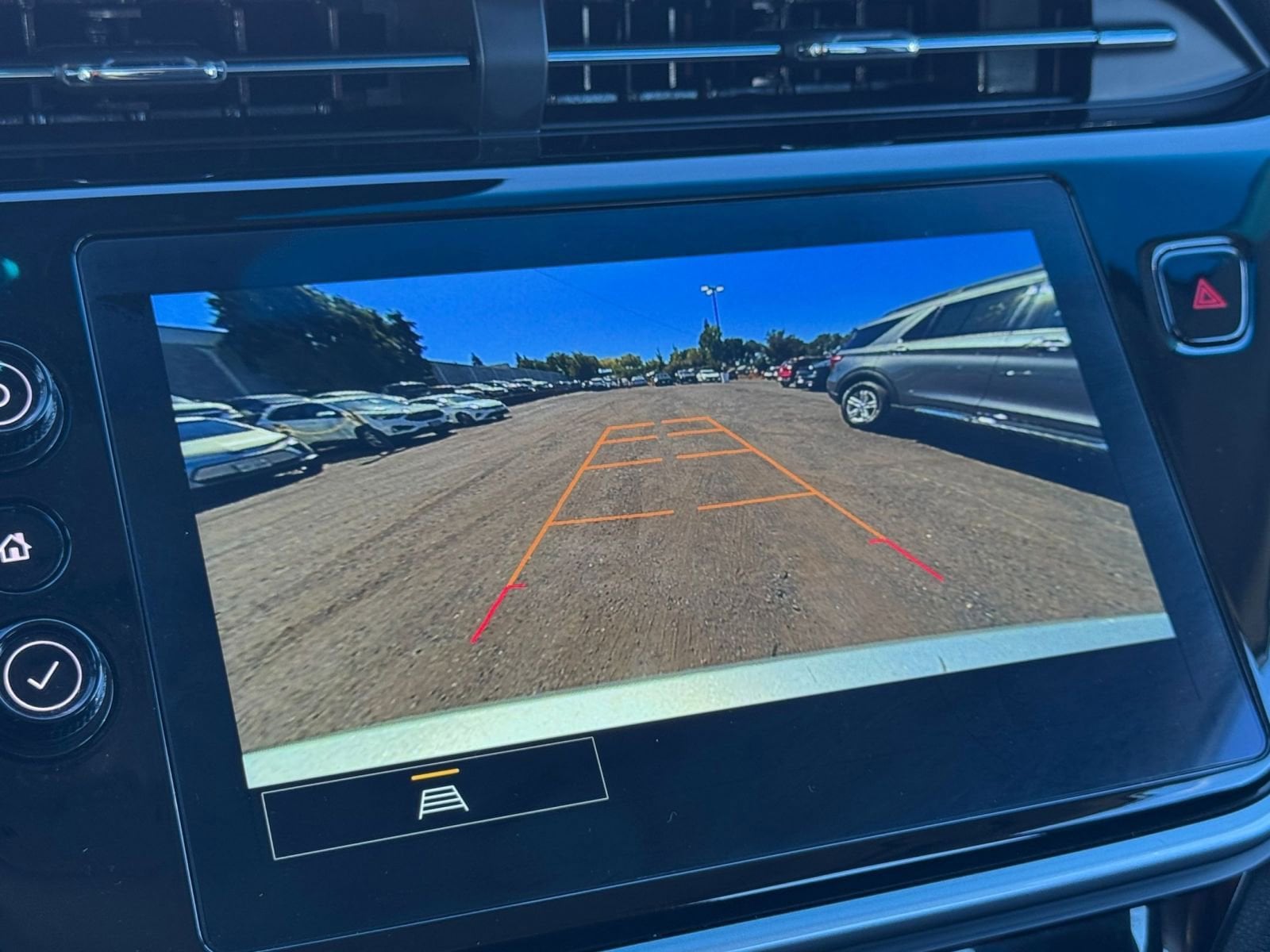 Thumbnail: 2023 Chevrolet Bolt EV - 17