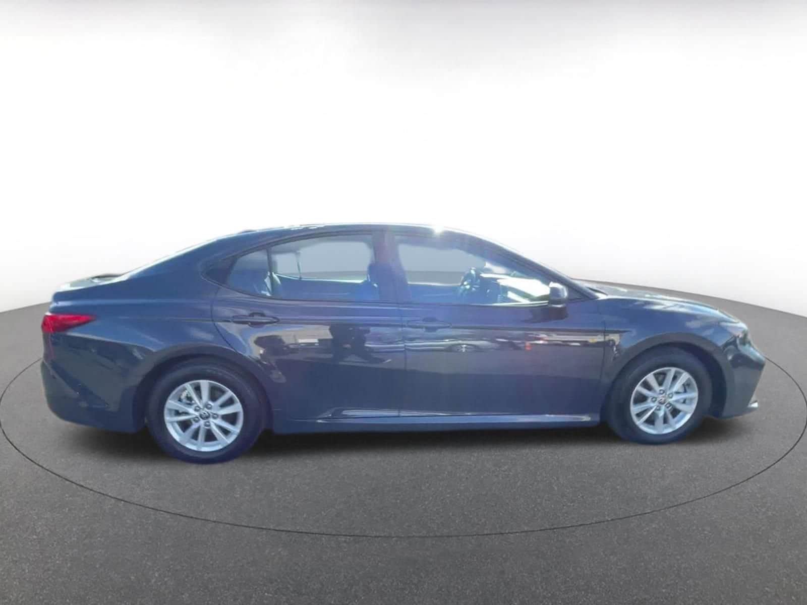 Thumbnail: 2025 Toyota Camry - 16