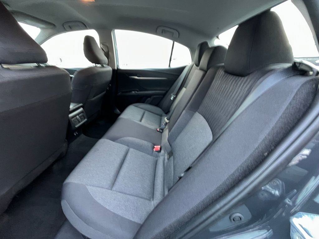 Thumbnail: 2025 Toyota Camry - 33