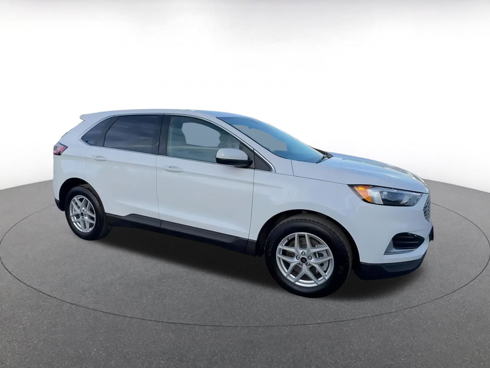 Thumbnail: 2024 Ford Edge - 2