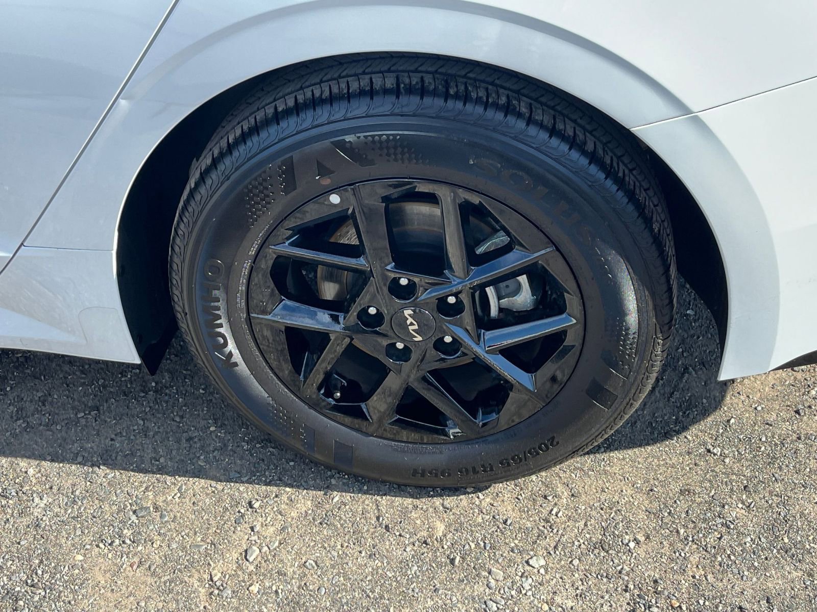 Thumbnail: 2025 Kia K5 - 29