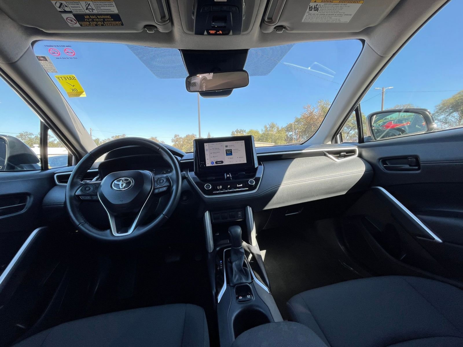 Thumbnail: 2025 Toyota Corolla Cross - 32