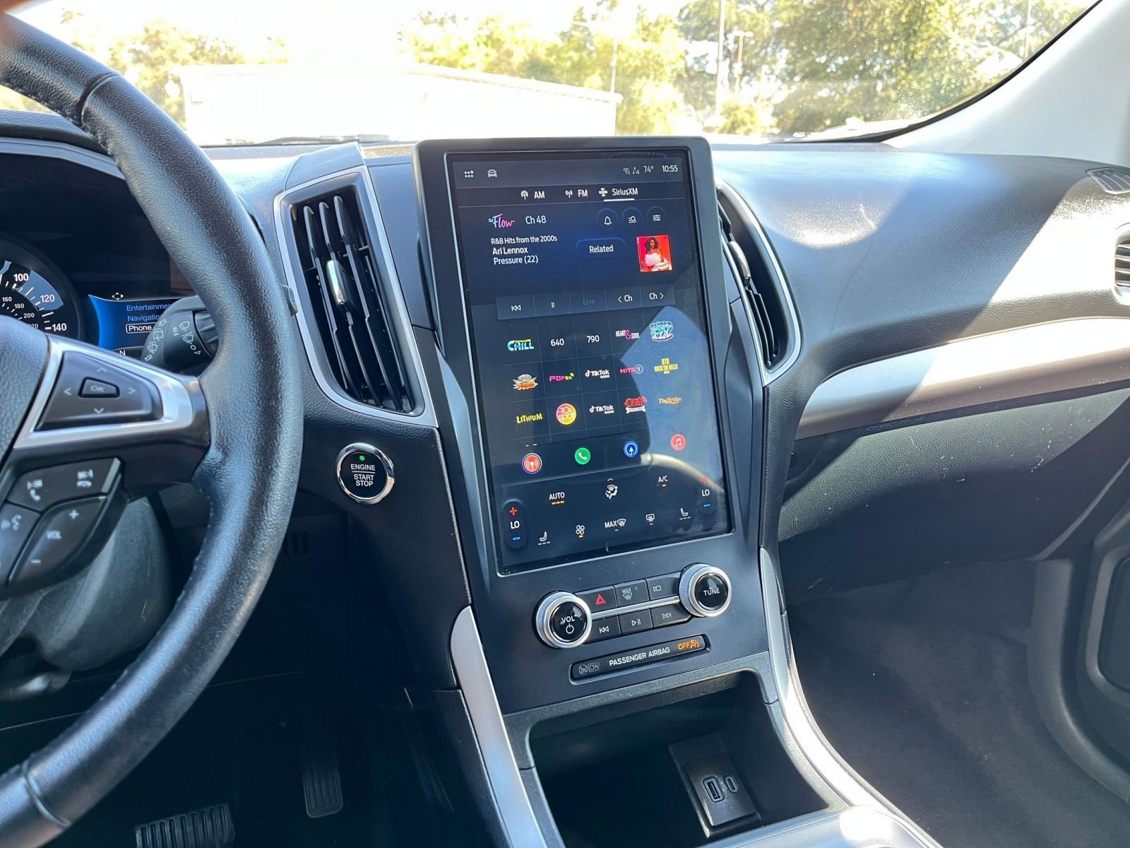 Thumbnail: 2023 Ford Edge - 18