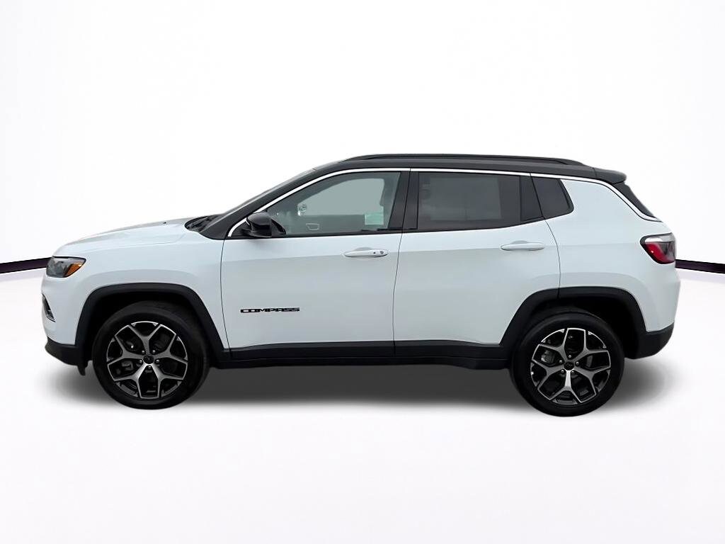 Thumbnail: 2025 Jeep Compass - 9