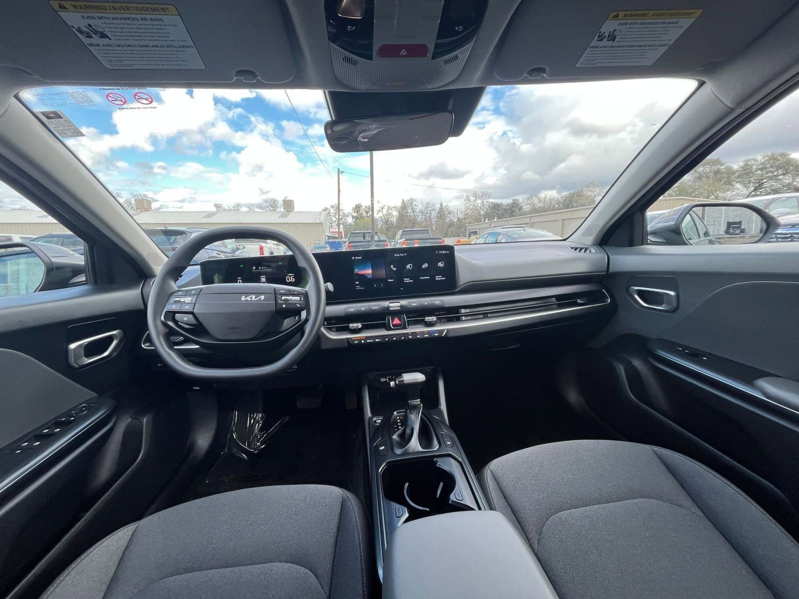 Thumbnail: 2025 Kia K4 - 32