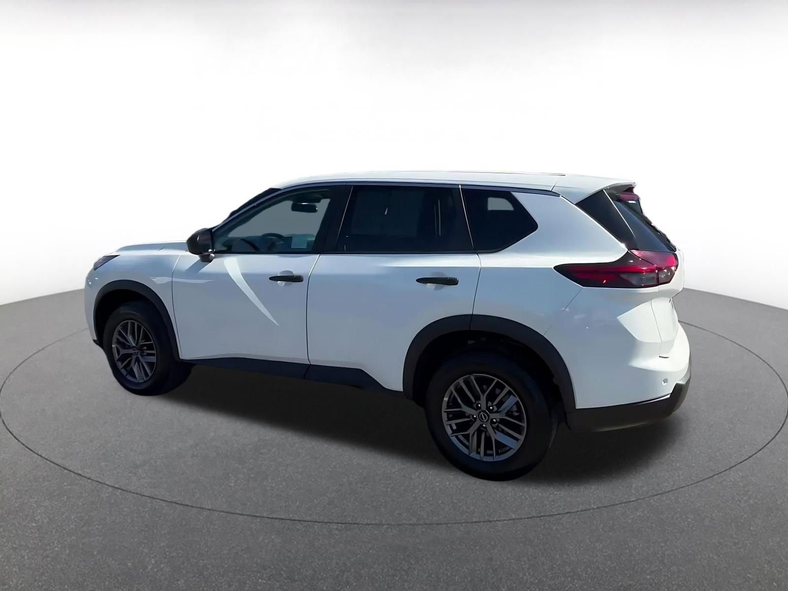 Thumbnail: 2024 Nissan Rogue - 10