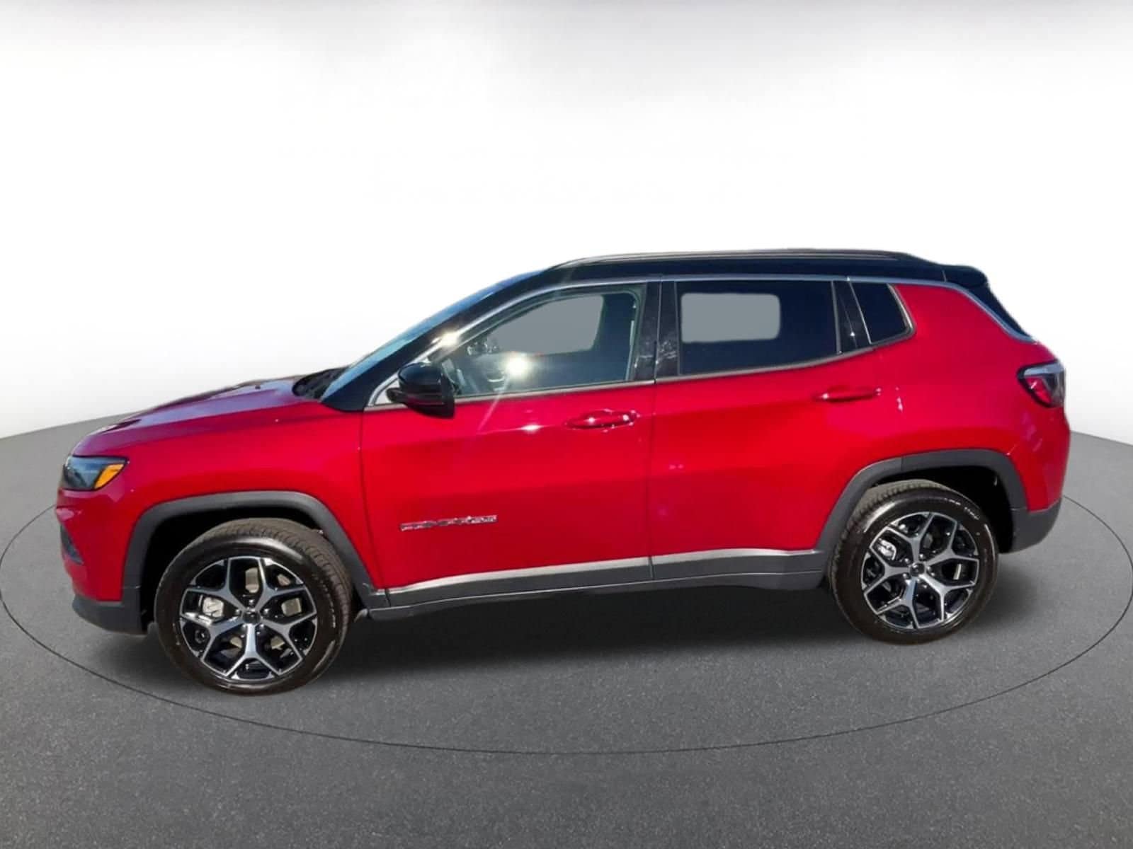 Thumbnail: 2025 Jeep Compass - 9