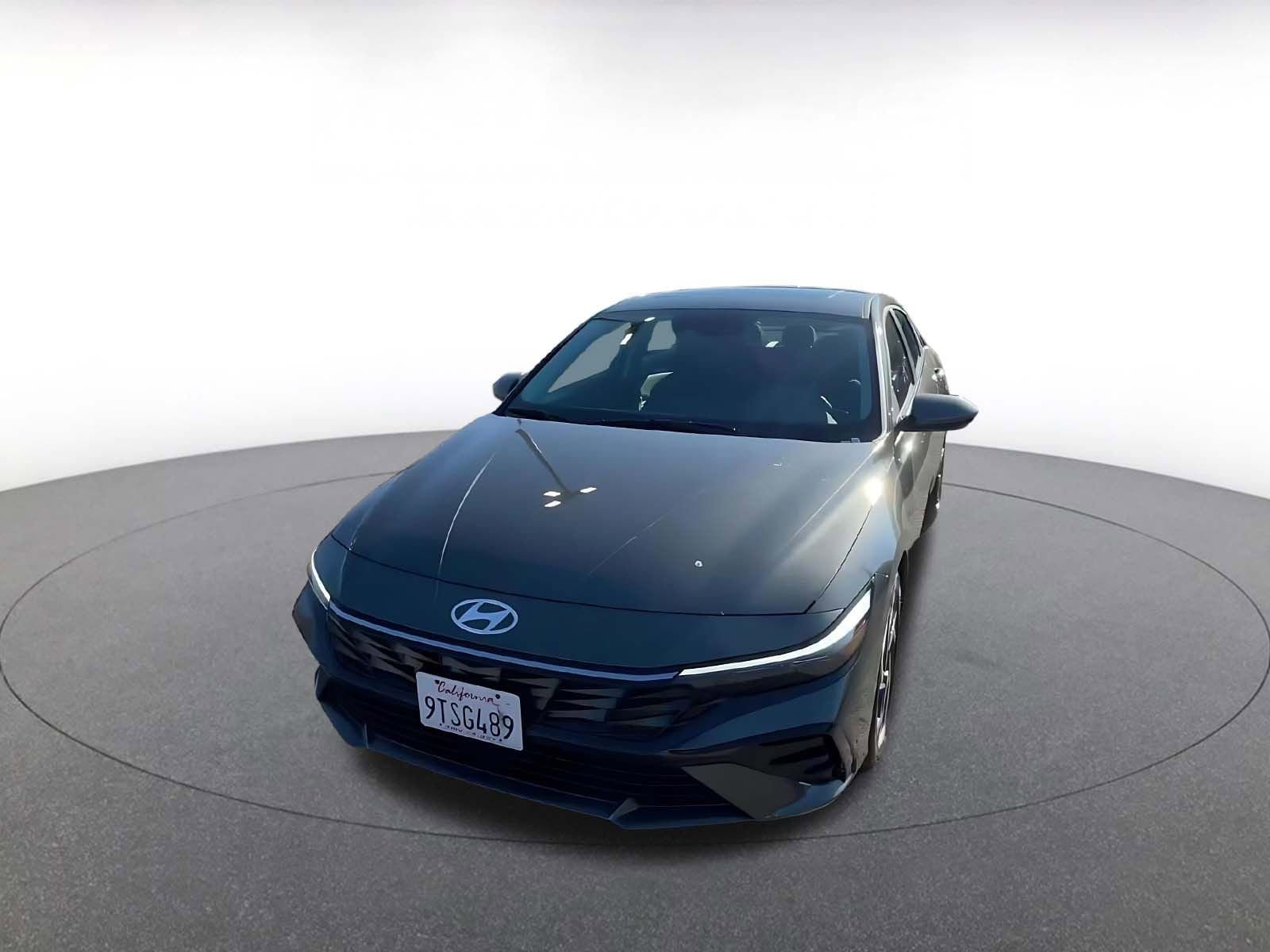 Thumbnail: 2025 Hyundai Elantra - 7