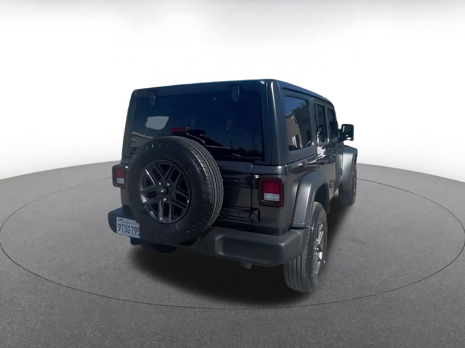 Thumbnail: 2025 Jeep Wrangler - 14
