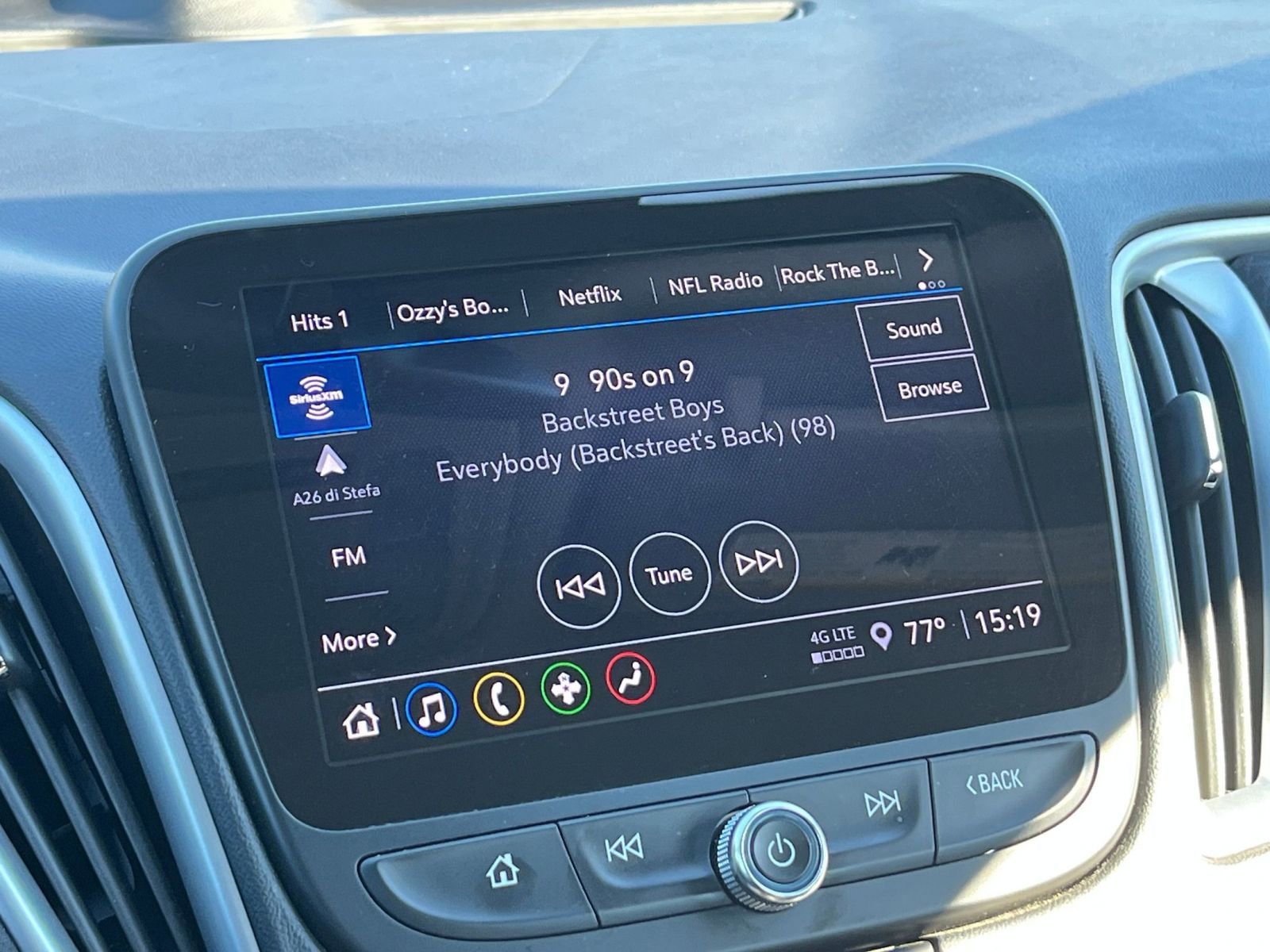 Thumbnail: 2023 Chevrolet Malibu - 21