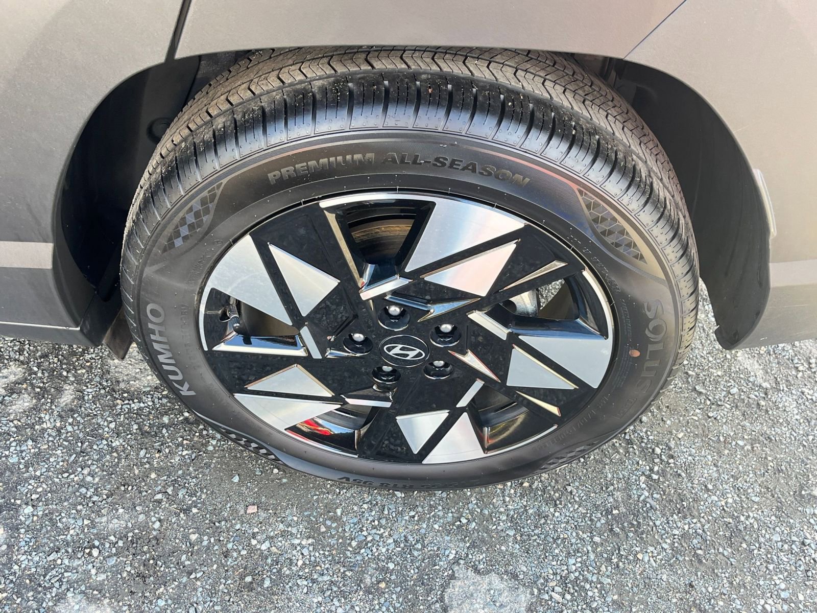 Thumbnail: 2025 Hyundai Kona - 30