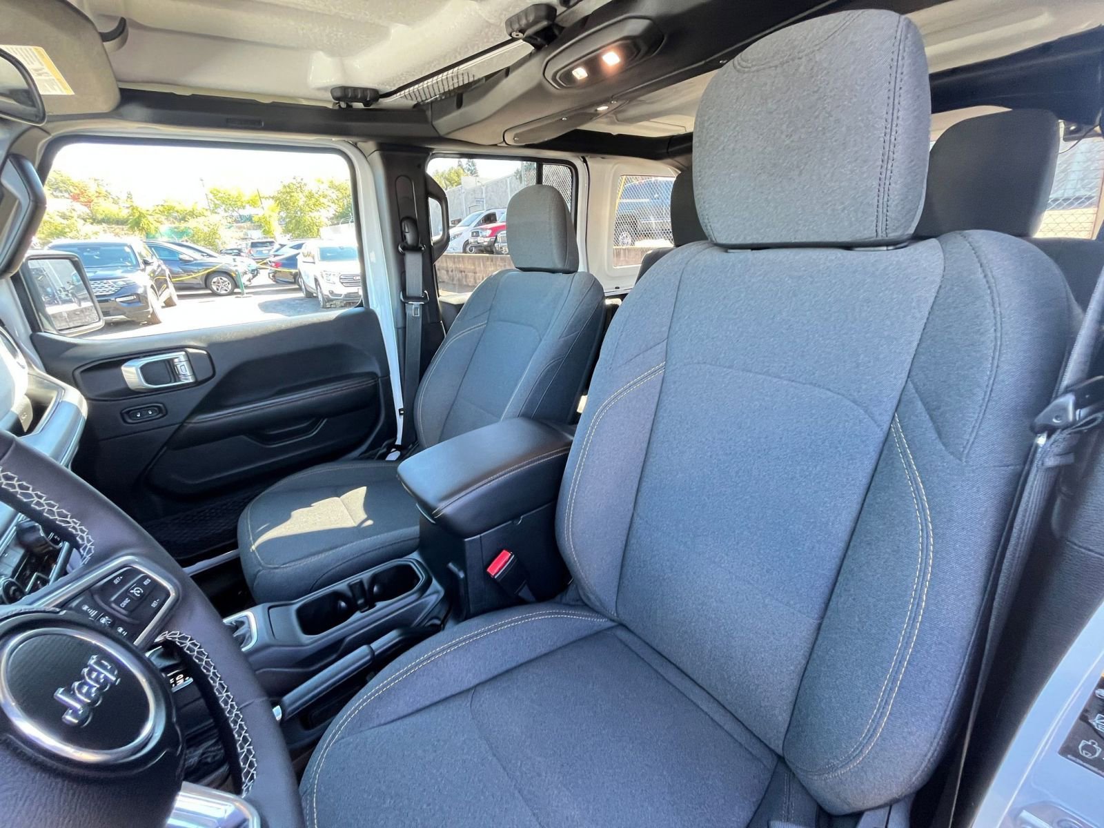 Thumbnail: 2025 Jeep Wrangler - 35