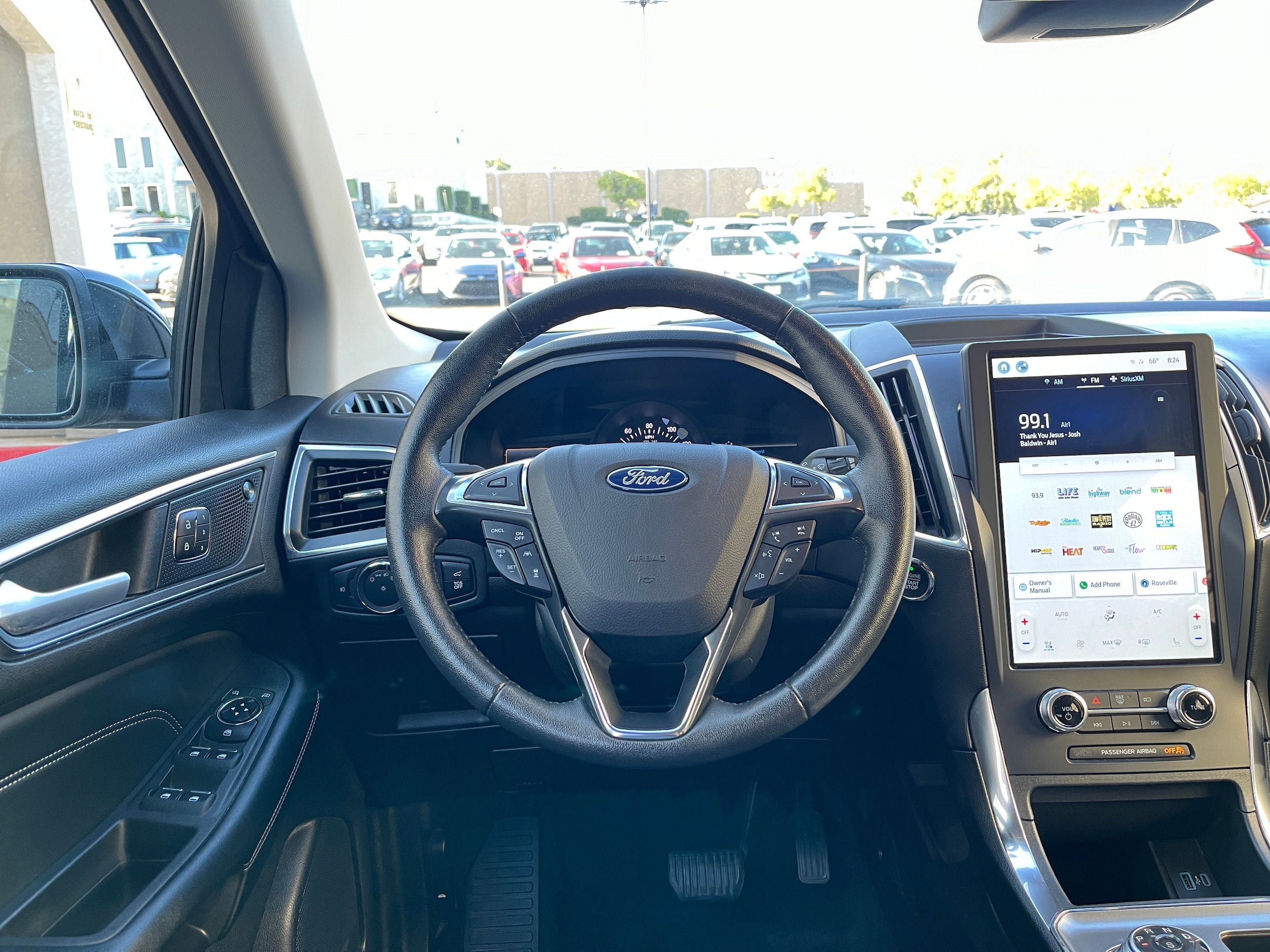 2022 Ford Edge Titanium 34