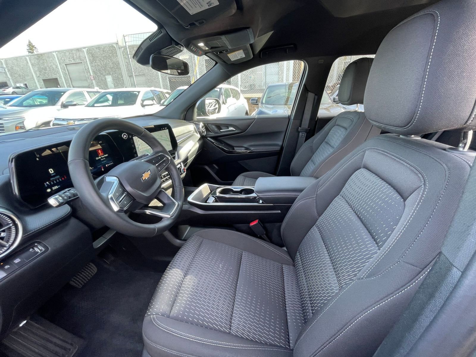 Thumbnail: 2025 Chevrolet Equinox - 28