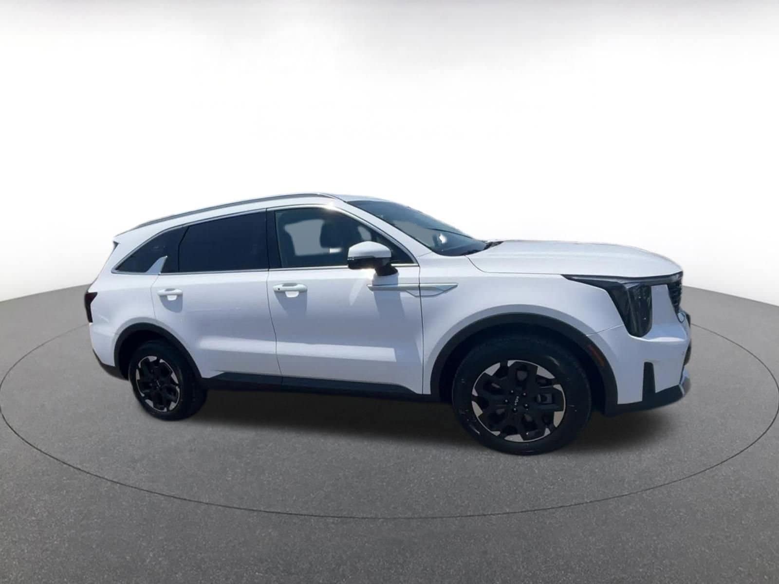 2024 Kia Sorento S 2