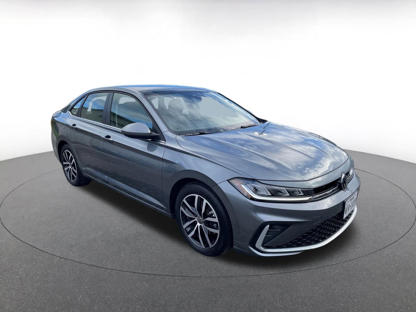 Thumbnail: 2025 Volkswagen Jetta - 1