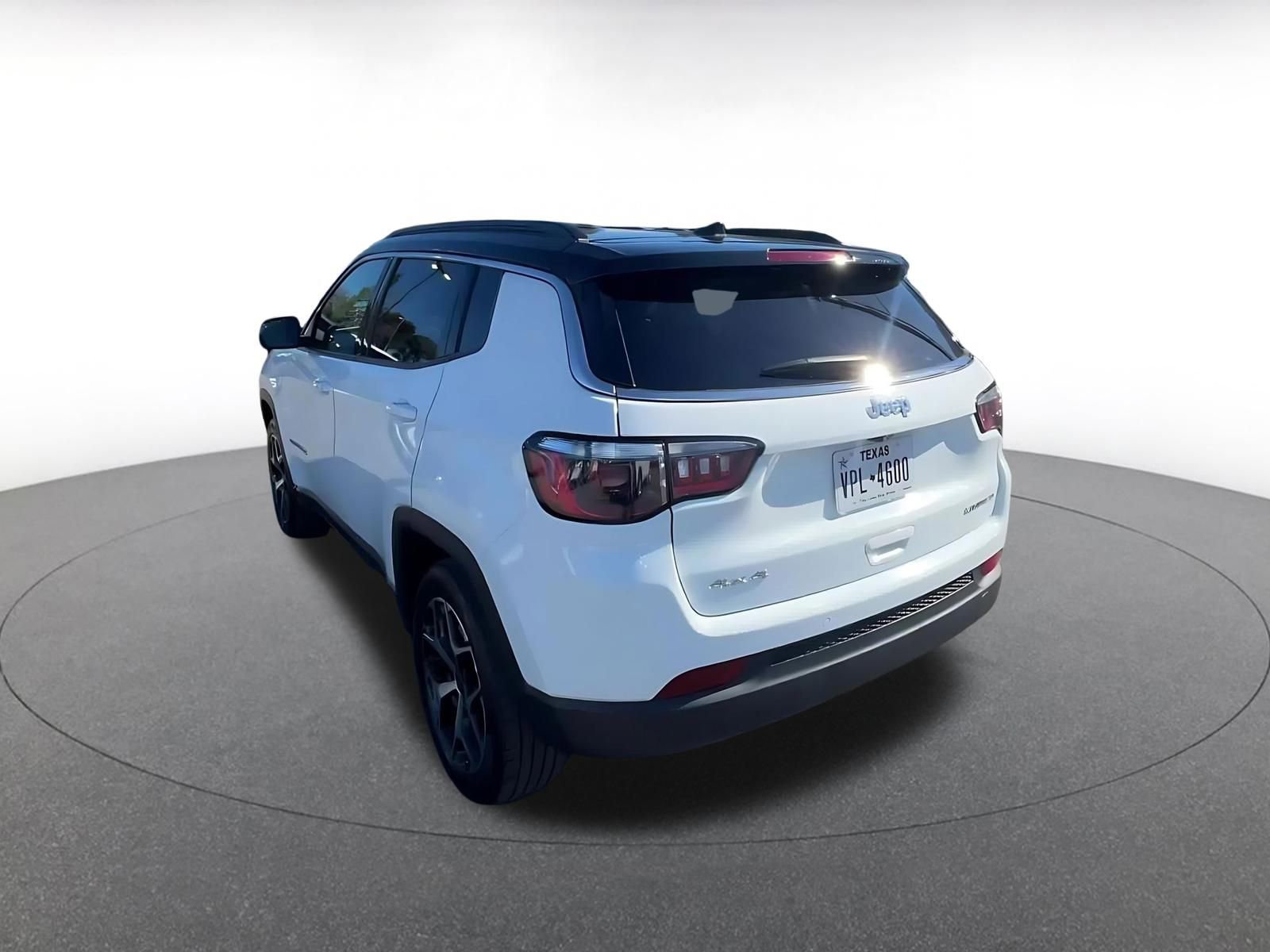 Thumbnail: 2025 Jeep Compass - 10