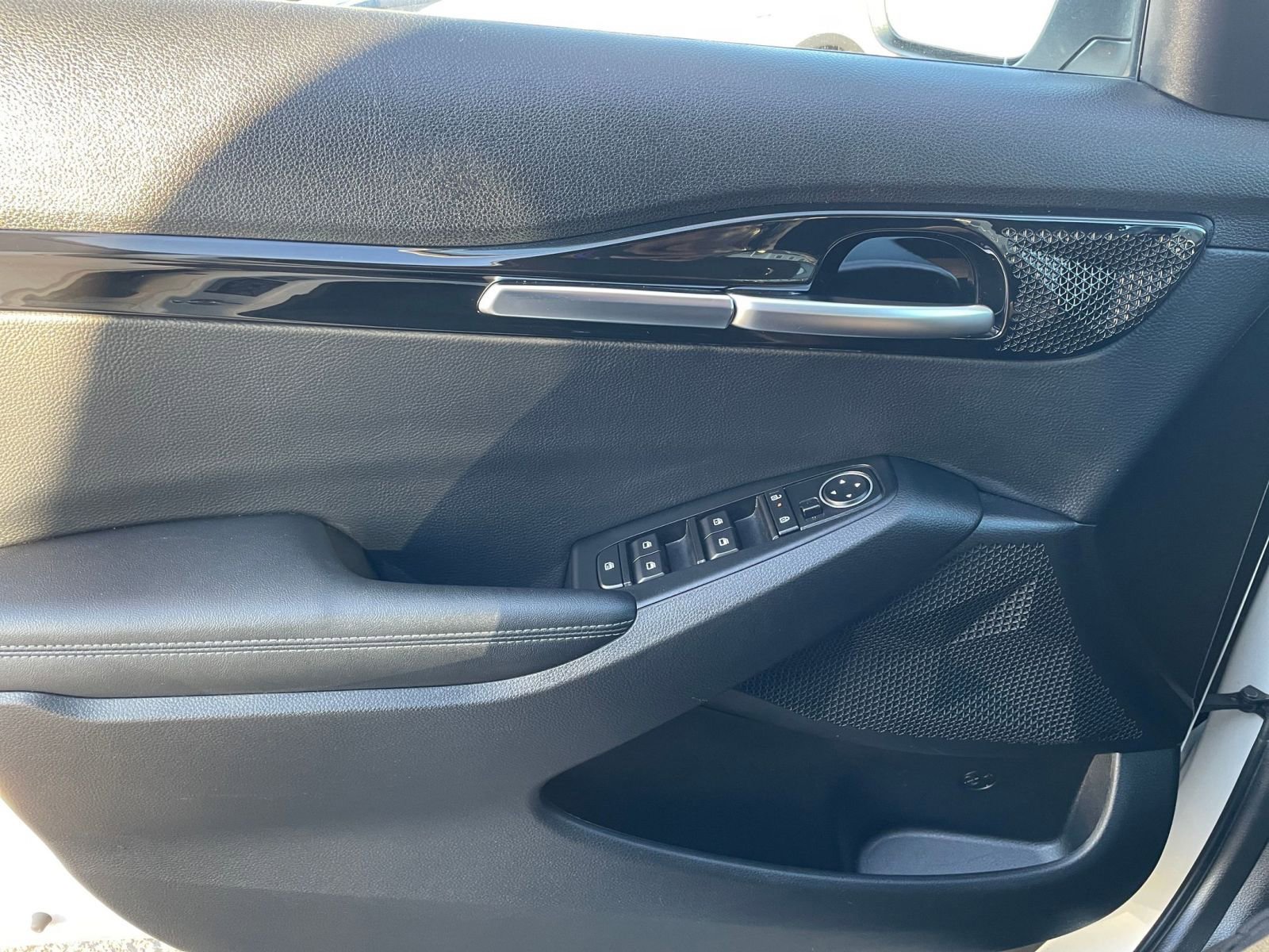 Thumbnail: 2025 Kia Seltos - 18